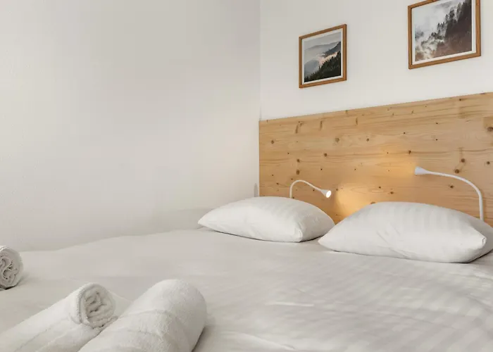 Cosy A 5 Min A Pied Des Bains Avec Parking Apartmán *